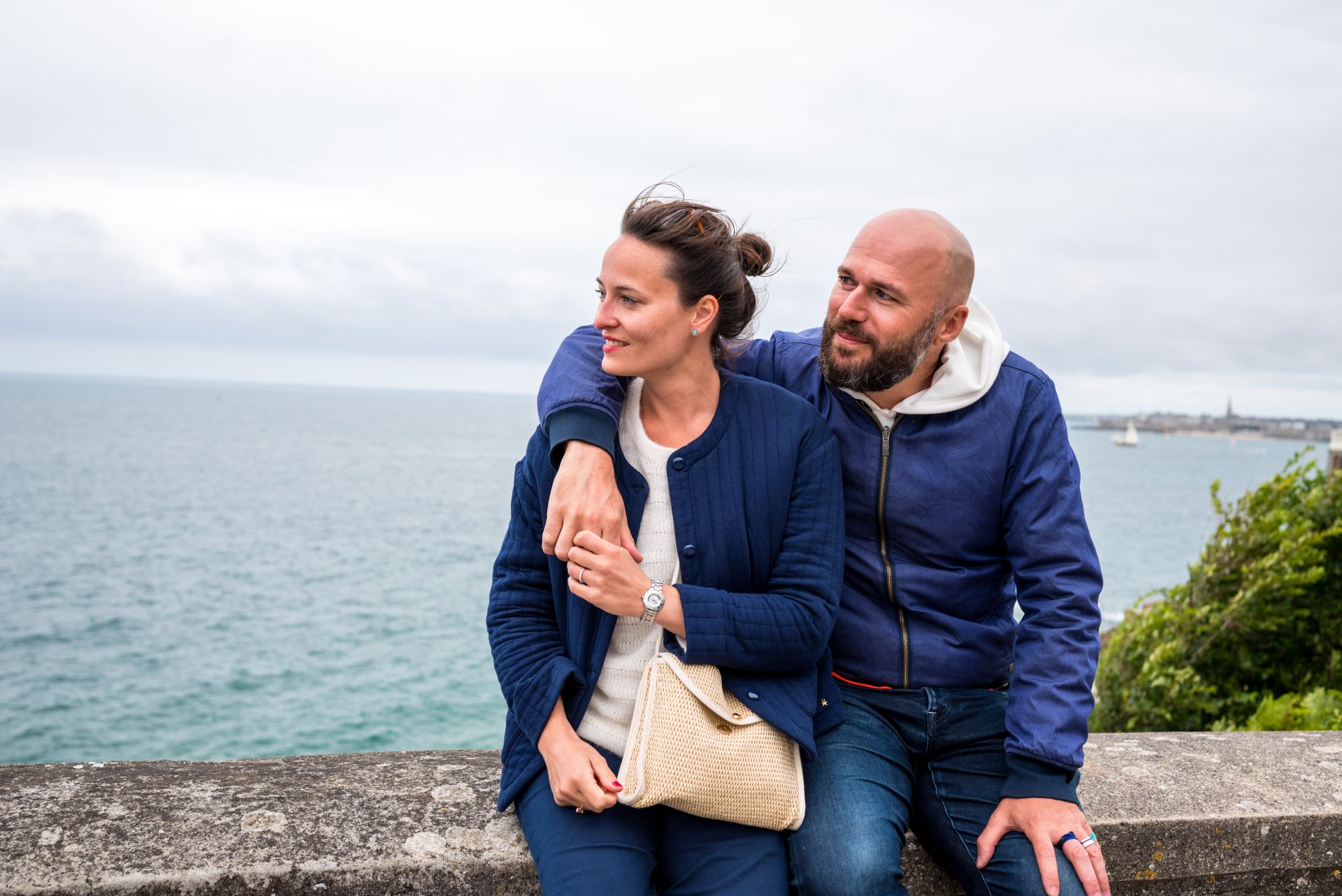 photographe de couple en bretagne et à paris